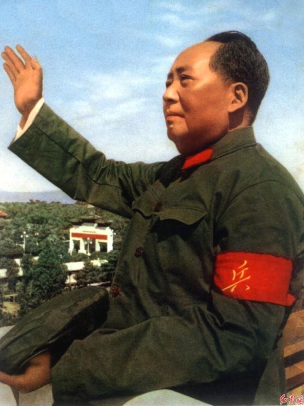 Berlusconi e il tempo che passa consultazioni crisi di governo Mao_Zedong