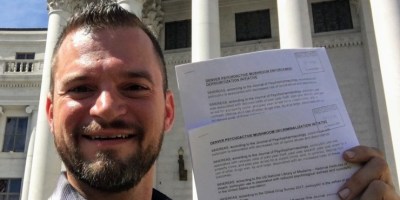 kevin-matthews petizione per la liberalizzazione della psilocibina a Denver colorado