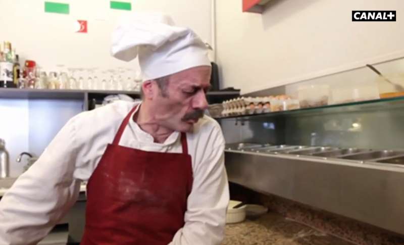 spot francese pizzaiolo satira diffamazione italia