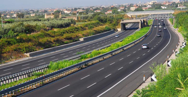 Le strade del prossimo futuro saranno di plastica